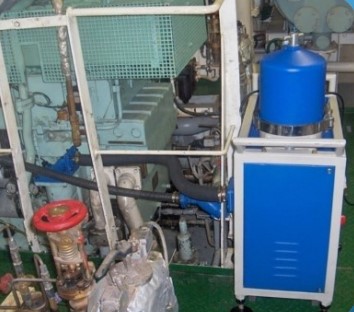 scc-series-centrifuge-with-pump-motor-2.jpg